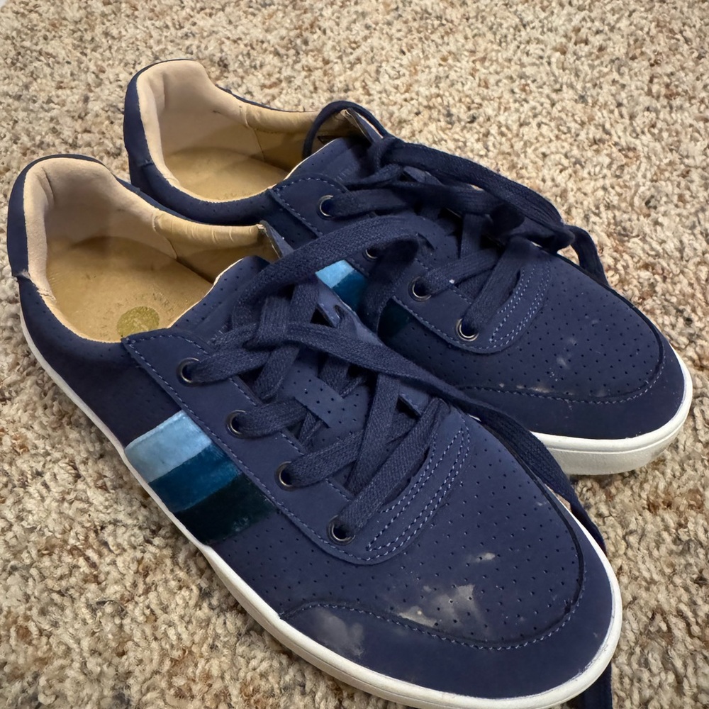 REVITALIGN Navy Blue Shoes with Beige Interior